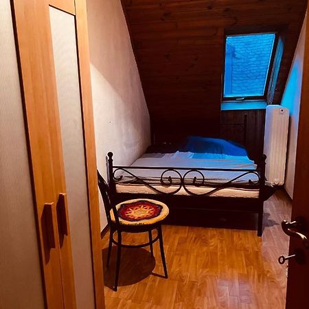 Private Room In Innerstadt Graz Exterior foto